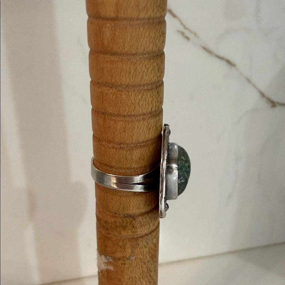 Vintage Native Sterling Silver Statement Ring Art… - image 4